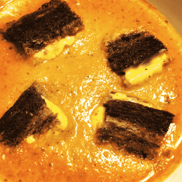 Instant Pot Tomato Soup with Grilled Cheese Croutons
