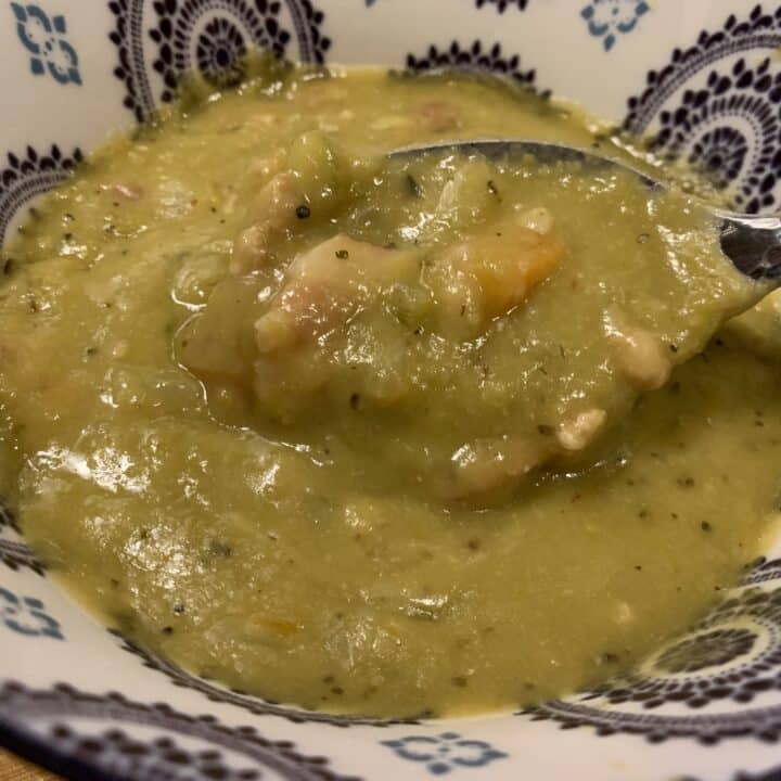 Instant Pot Split Pea Soup - The Kitchen Magpie