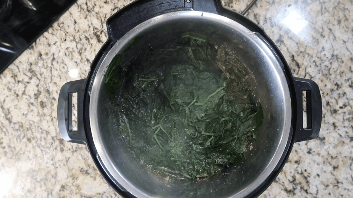 Instant Pot Spinach & Artichoke Chicken Pressure Luck Cooking